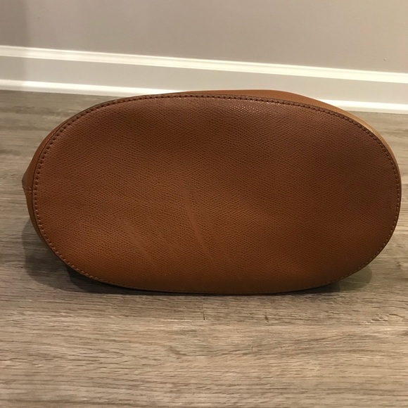 Michael Kors tote - Picture 7 of 8